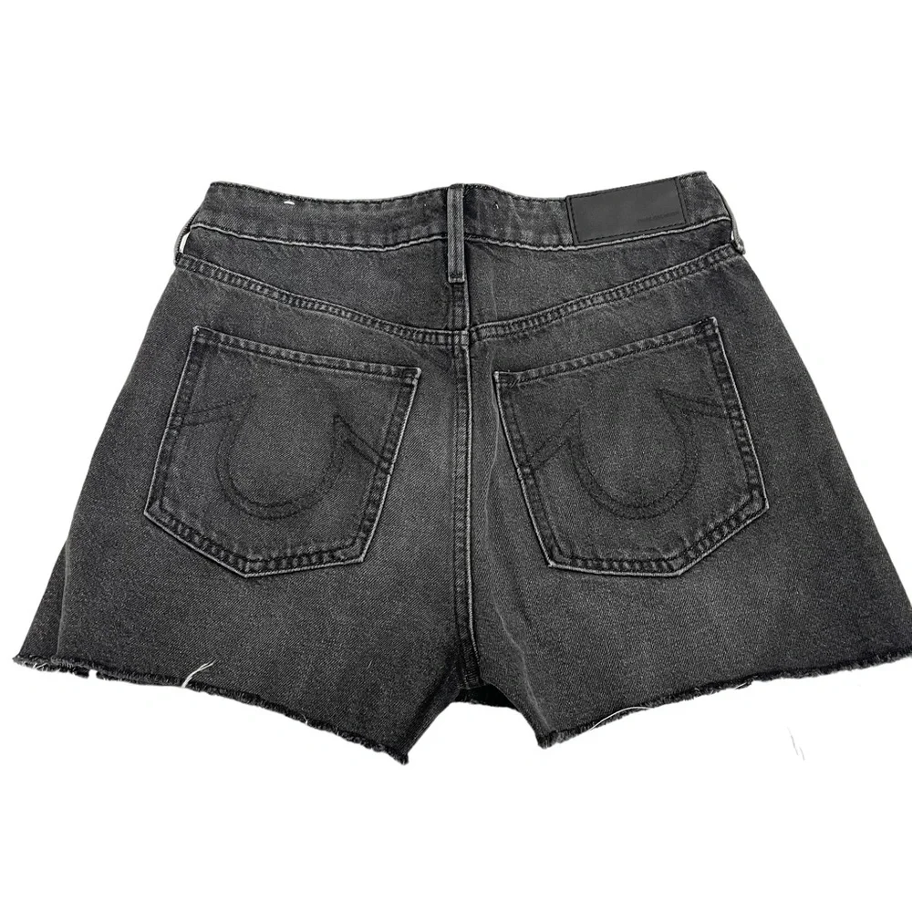 True Religion Caia Fray Hem Mid-Rise Denim Short Size 27 - Picture 3 of 11